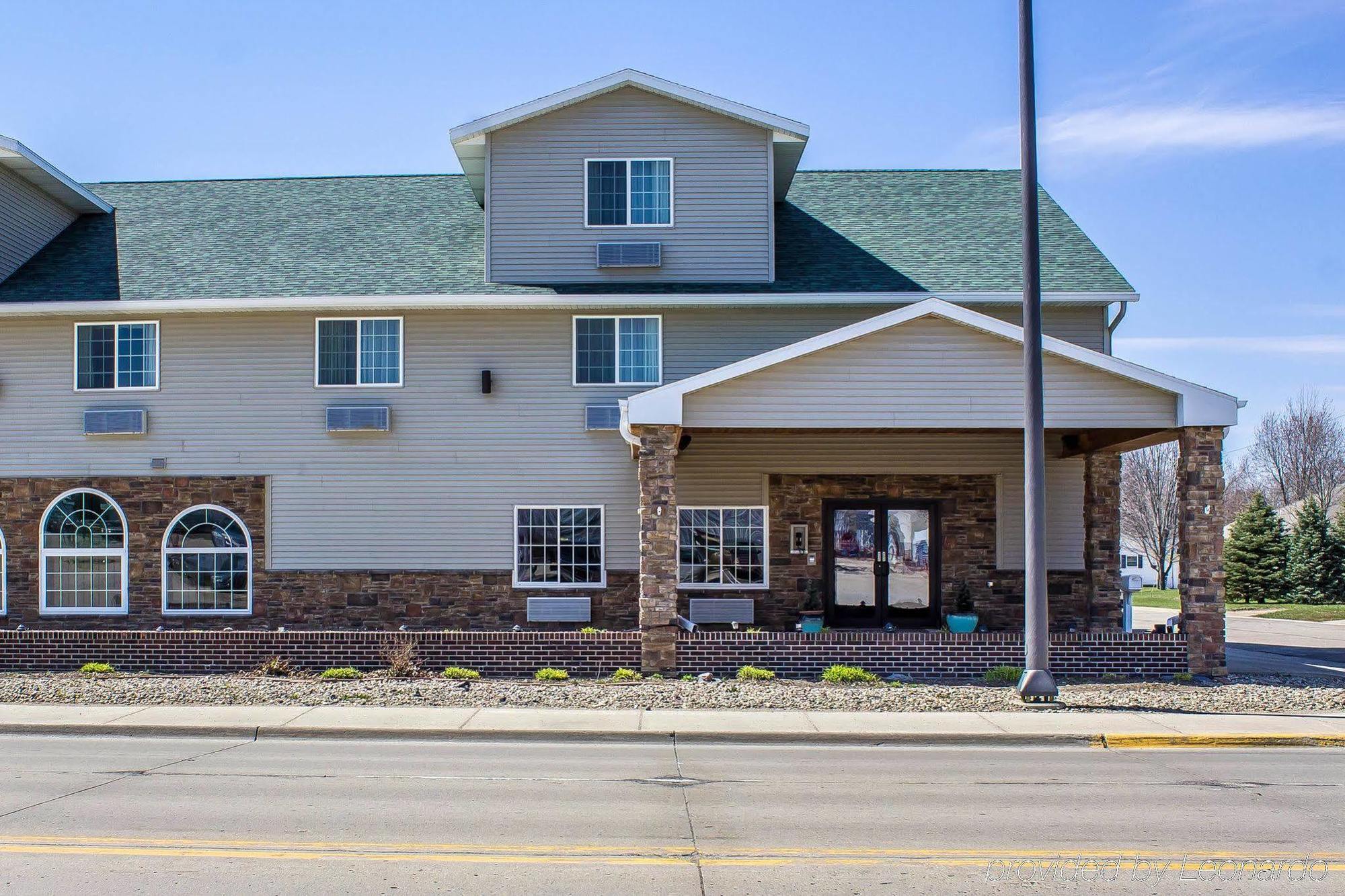 Rodeway Inn & Suites Near Okoboji Lake Milford Εξωτερικό φωτογραφία